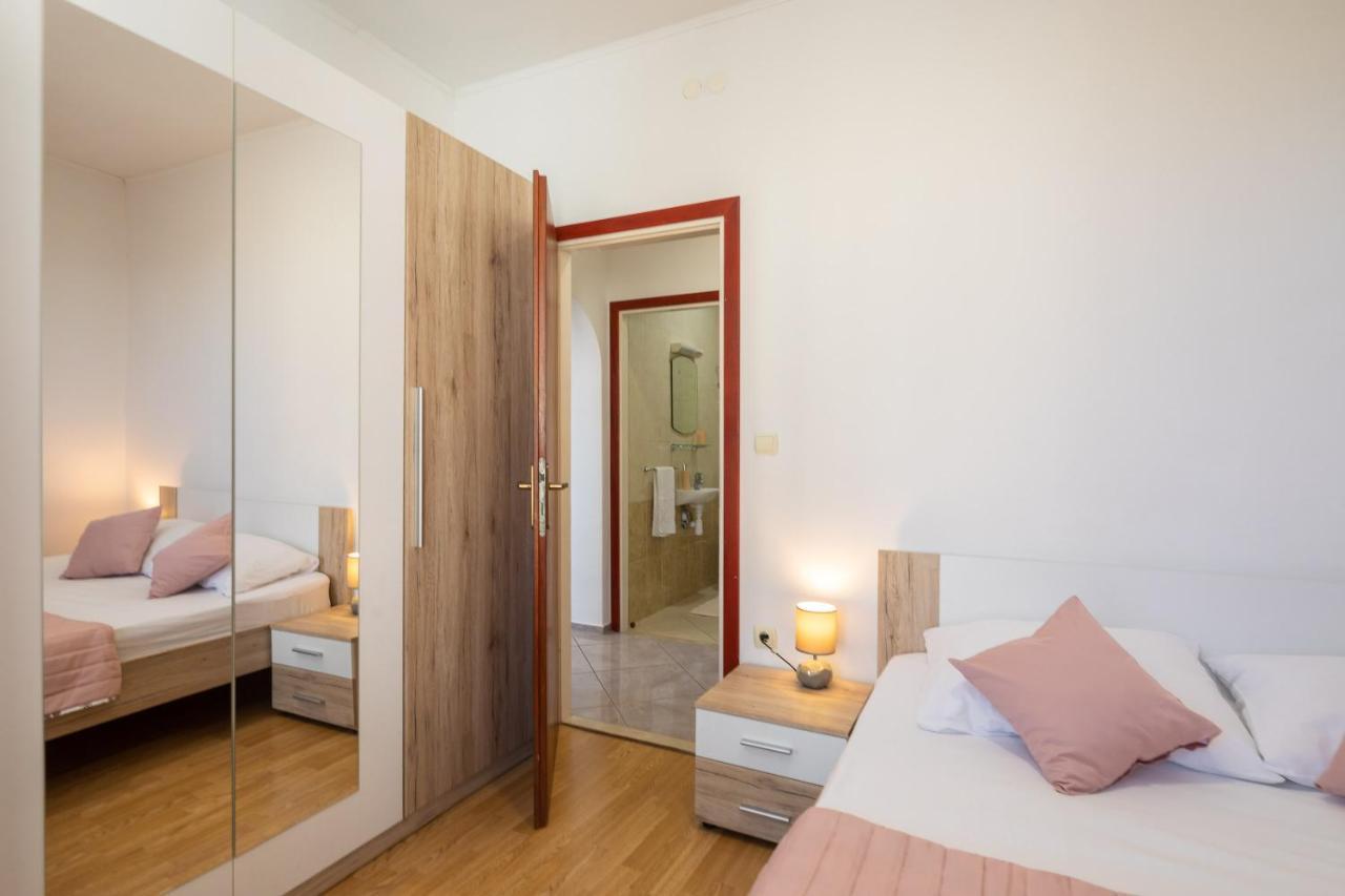Blue Bliss Apartments Stanici Luaran gambar